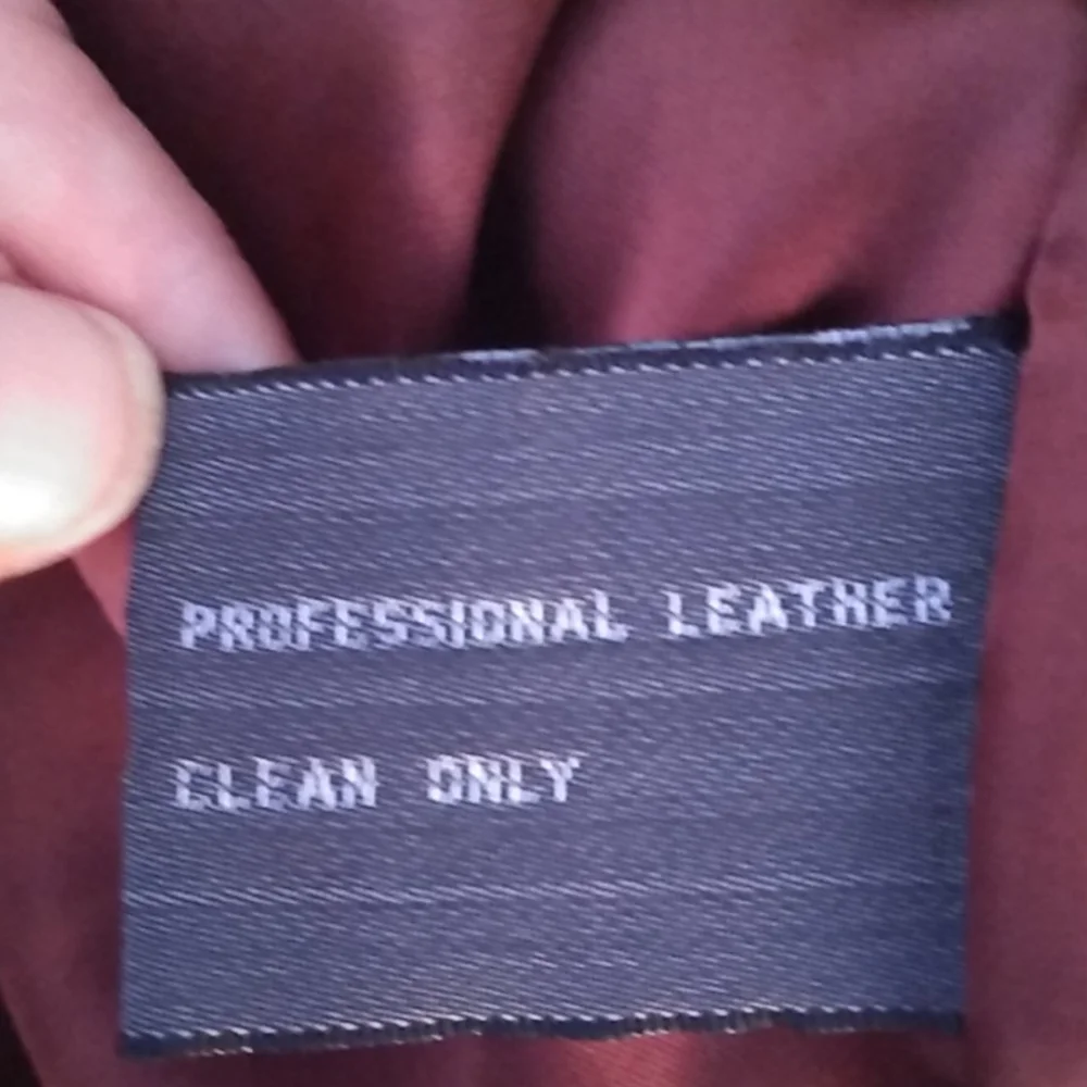 N/A men brown